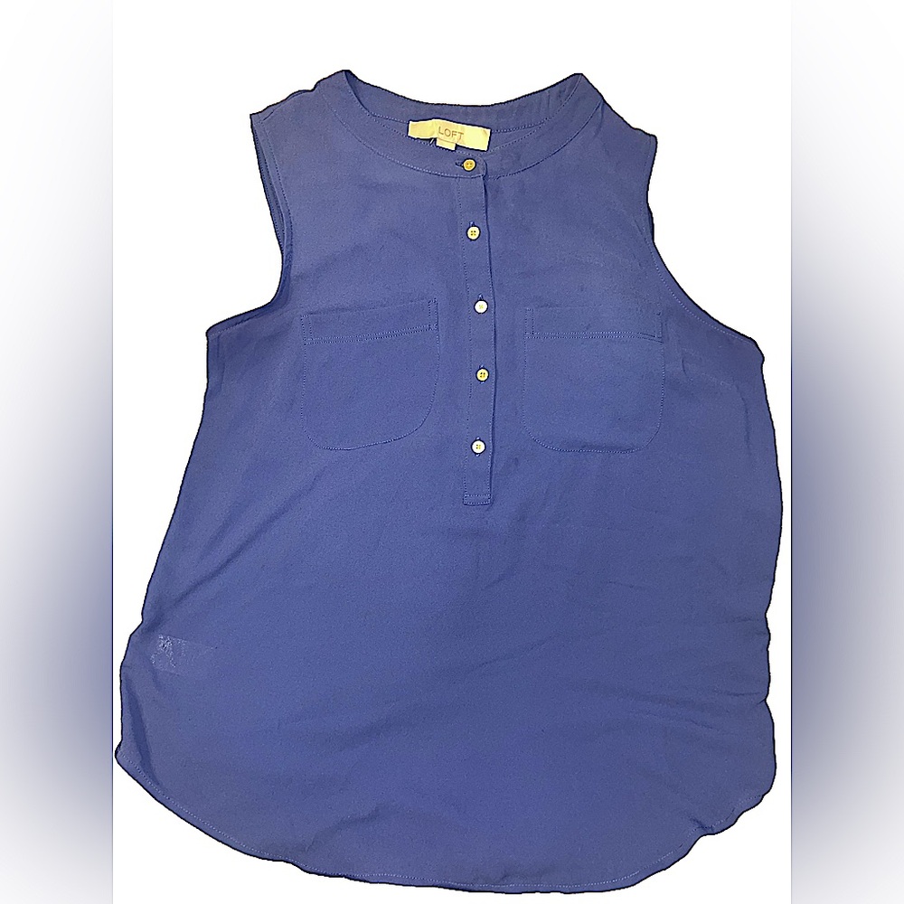 LOFT Women's Blue Sleeveless Top *make offers*